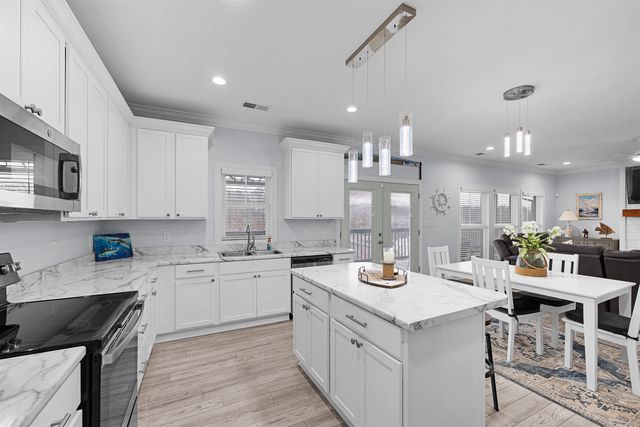 85 BREEZE PT SE, Savannah, TN 38372