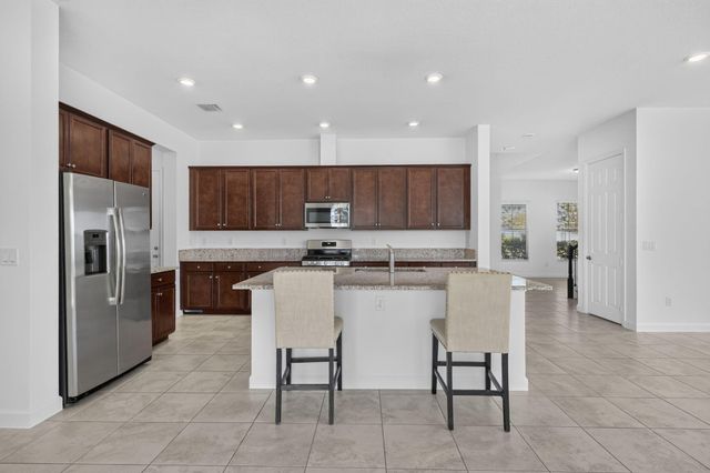 1000 Sterling Pine Place, Loxahatchee, FL 33470