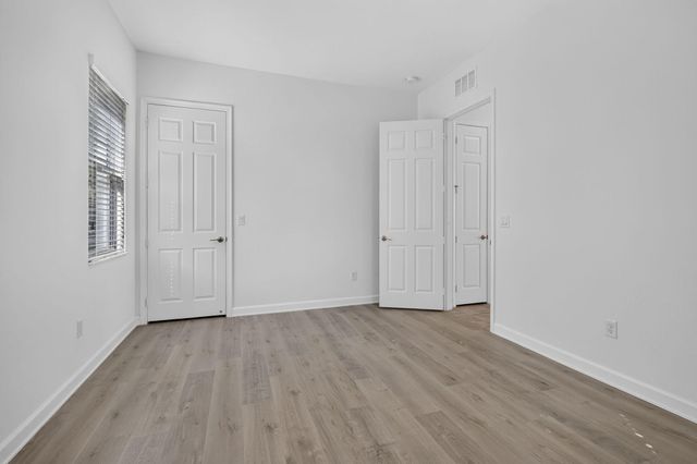 1000 Sterling Pine Place, Loxahatchee, FL 33470