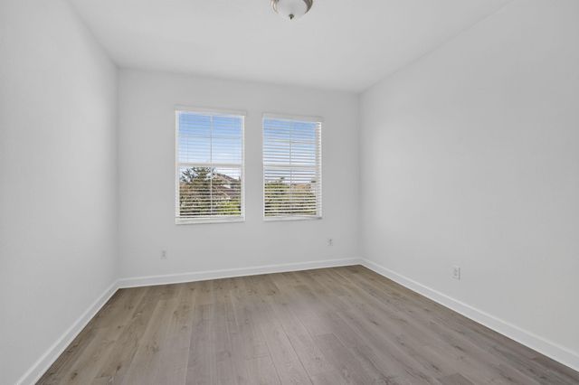 1000 Sterling Pine Place, Loxahatchee, FL 33470