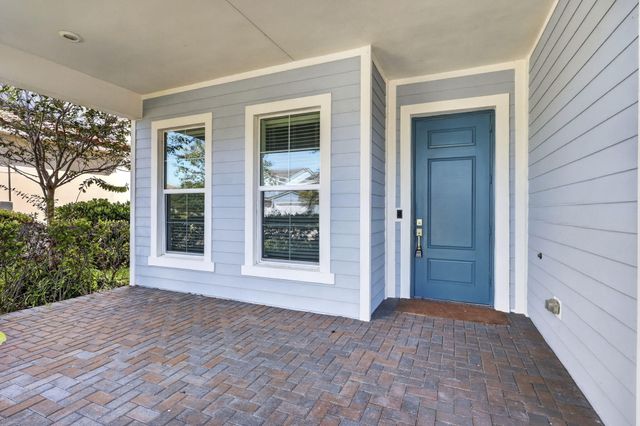 1000 Sterling Pine Place, Loxahatchee, FL 33470