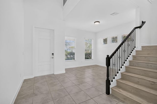 1000 Sterling Pine Place, Loxahatchee, FL 33470