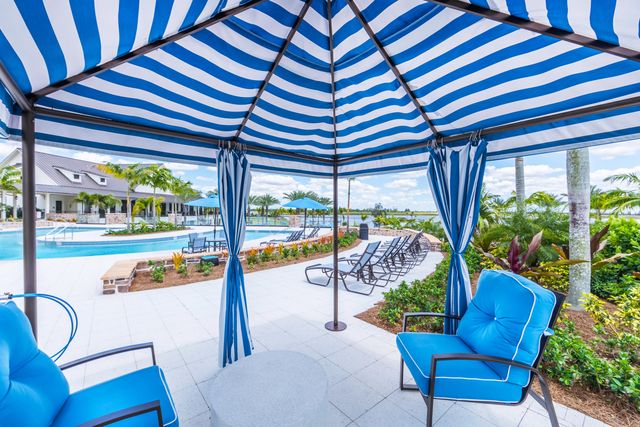 1000 Sterling Pine Place, Loxahatchee, FL 33470
