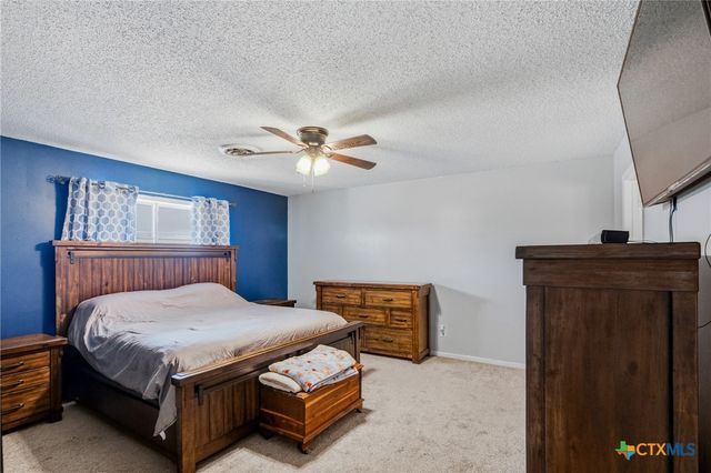 403 Salisbury Lane, Victoria, TX 77904