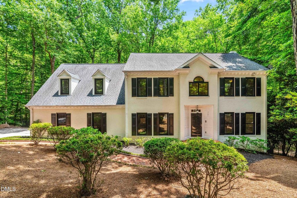 701 Presnell Court, Raleigh, NC 27615