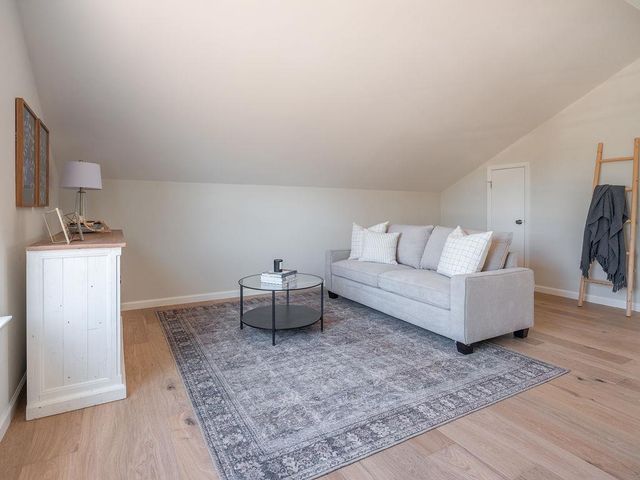 550 Anchor Circle, Redwood City, CA 94065