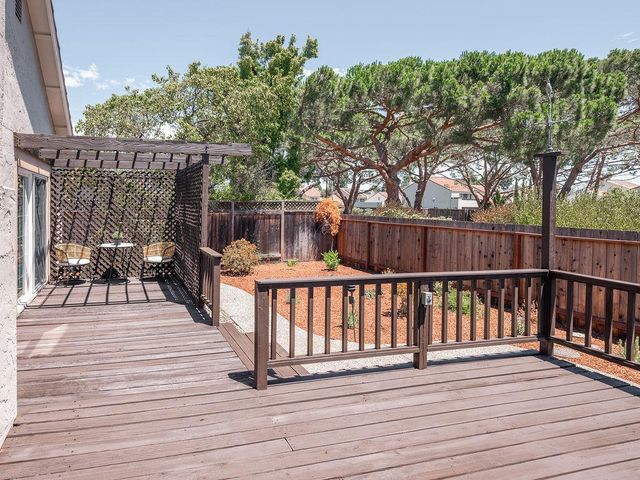 550 Anchor Circle, Redwood City, CA 94065