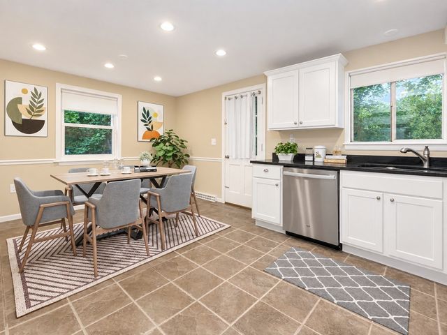 210 E Central St 210, Natick, MA 01760
