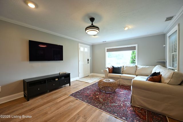 3622 Locust Ave, Louisville, KY 40299