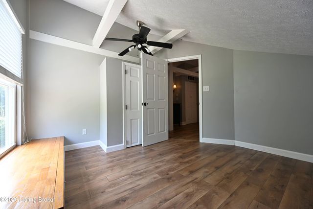 3622 Locust Ave, Louisville, KY 40299