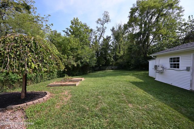 3622 Locust Ave, Louisville, KY 40299