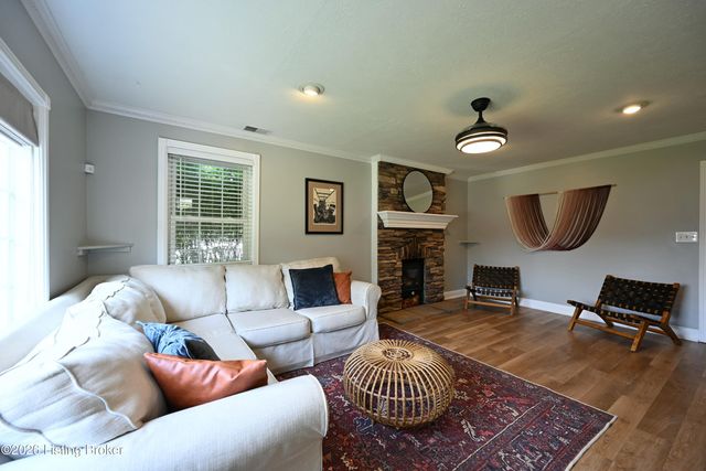 3622 Locust Ave, Louisville, KY 40299