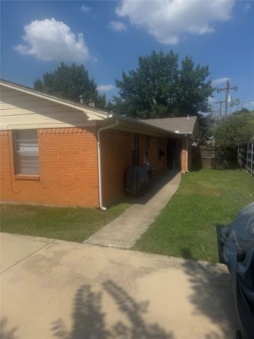 220 W Union Bower 220 222, Irving, TX 75061