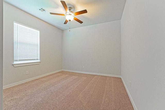 1710 Oak Way, Tuttle, OK 73089