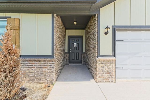 1710 Oak Way, Tuttle, OK 73089