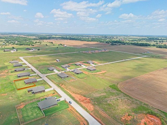 1710 Oak Way, Tuttle, OK 73089