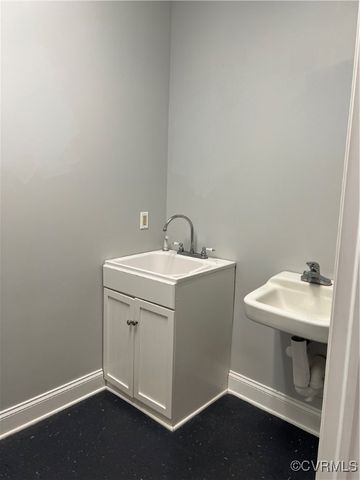 2164 Plainview Center, Powhatan, VA 23139
