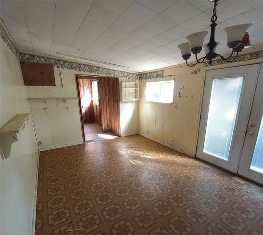 1805 Cherokee Trace, Tool, TX 75143