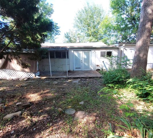 1805 Cherokee Trace, Tool, TX 75143