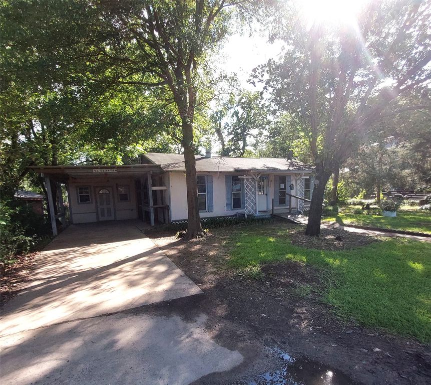 1805 Cherokee Trace, Tool, TX 75143