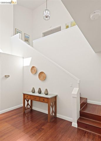 806 Ironwood Road, Alameda, CA 94502