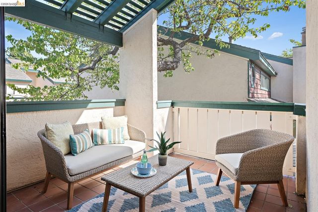 806 Ironwood Road, Alameda, CA 94502