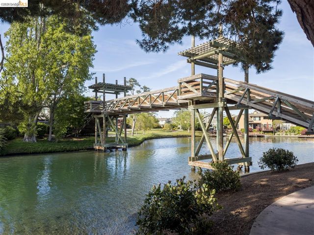 806 Ironwood Road, Alameda, CA 94502