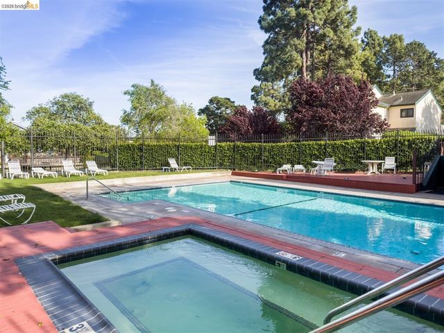 806 Ironwood Road, Alameda, CA 94502