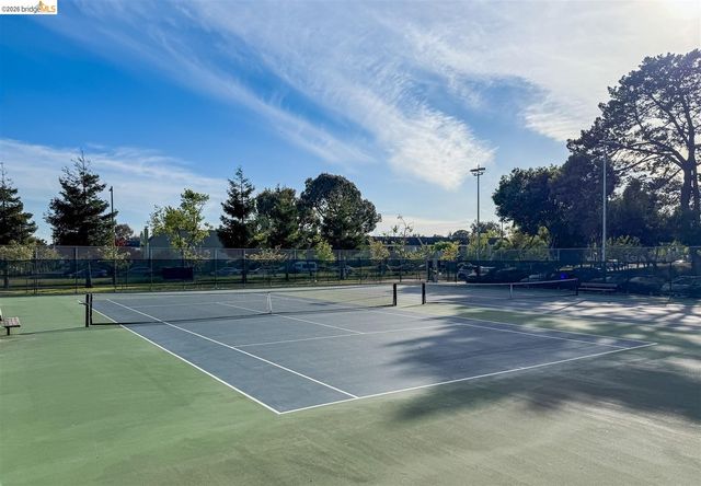 806 Ironwood Road, Alameda, CA 94502