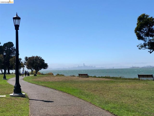 806 Ironwood Road, Alameda, CA 94502