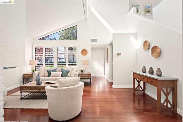 806 Ironwood Road, Alameda, CA 94502