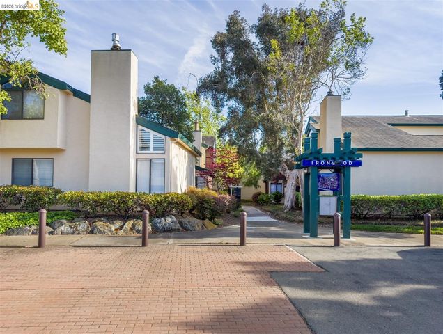 806 Ironwood Road, Alameda, CA 94502