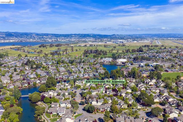 806 Ironwood Road, Alameda, CA 94502