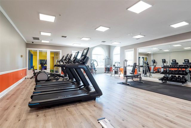 304 SOUTHERN PECAN CIRCLE 205, Winter Garden, FL 34787