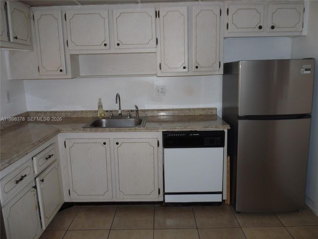 14525 N Kendall Dr 102J, Miami, FL 33186