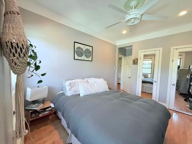 1880 Commonwealth Ave 5, Boston, MA 02135