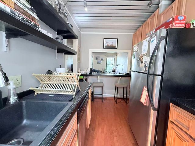 1880 Commonwealth Ave 5, Boston, MA 02135