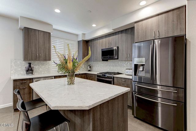 383 Arden Avenue 2, Glendale, CA 91203