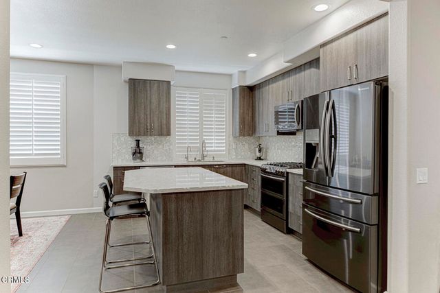 383 Arden Avenue 2, Glendale, CA 91203