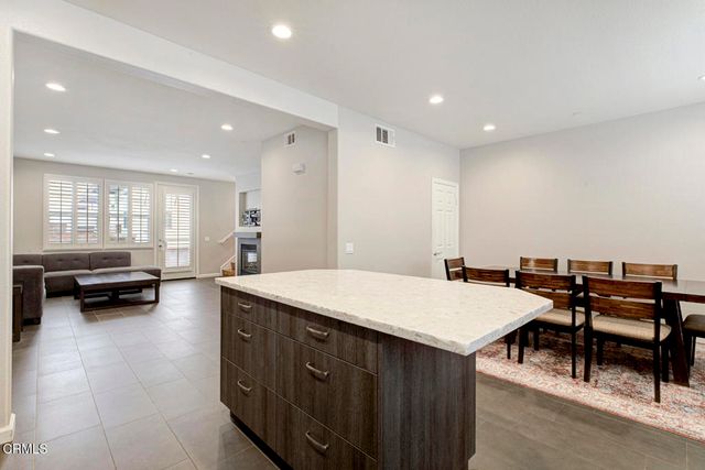 383 Arden Avenue 2, Glendale, CA 91203