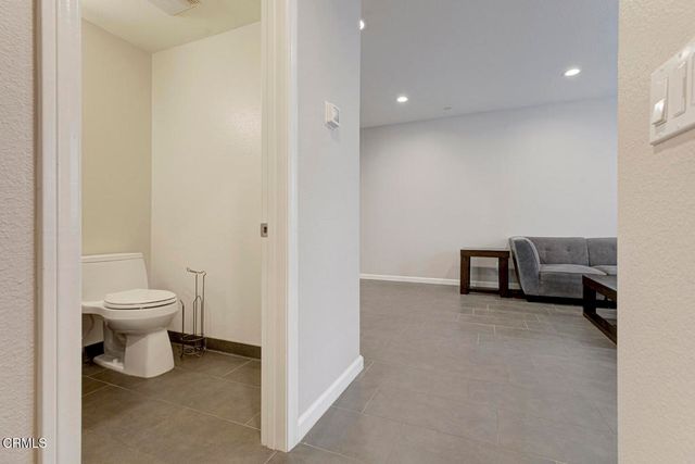 383 Arden Avenue 2, Glendale, CA 91203