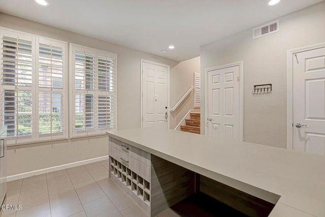 383 Arden Avenue 2, Glendale, CA 91203
