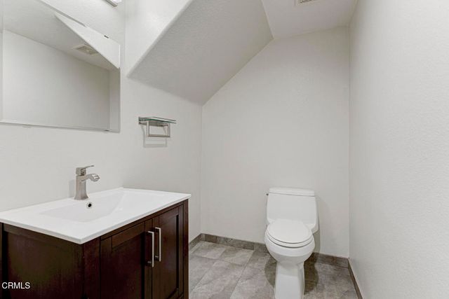 383 Arden Avenue 2, Glendale, CA 91203