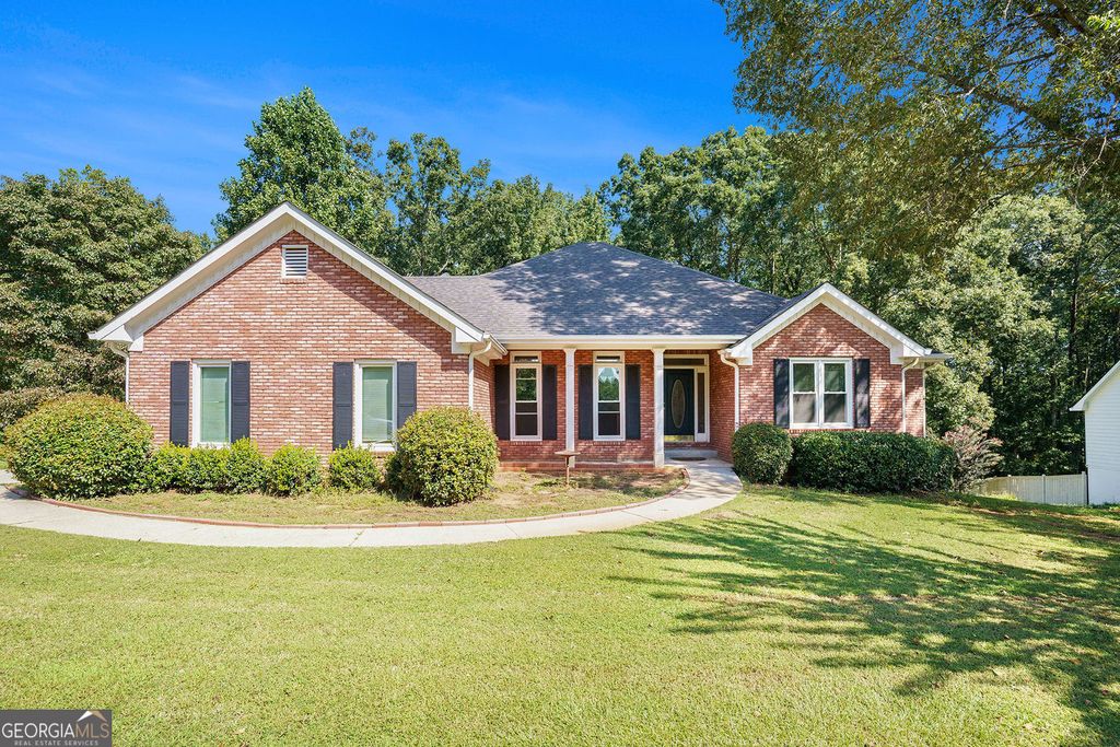 1020 SE Thornwood Circle, Covington, GA 30016