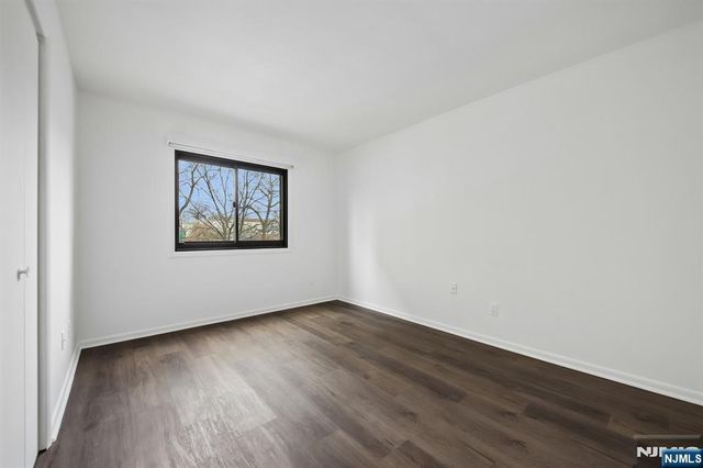 1431 John Street, Fort Lee, NJ 07024