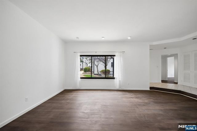 1431 John Street, Fort Lee, NJ 07024