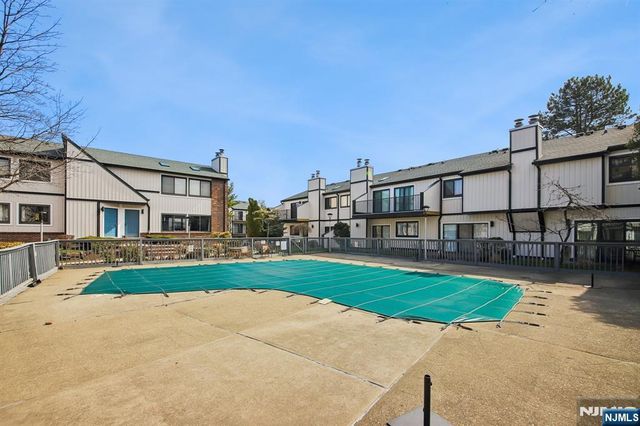 1431 John Street, Fort Lee, NJ 07024