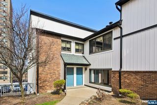 1431 John Street, Fort Lee, NJ 07024