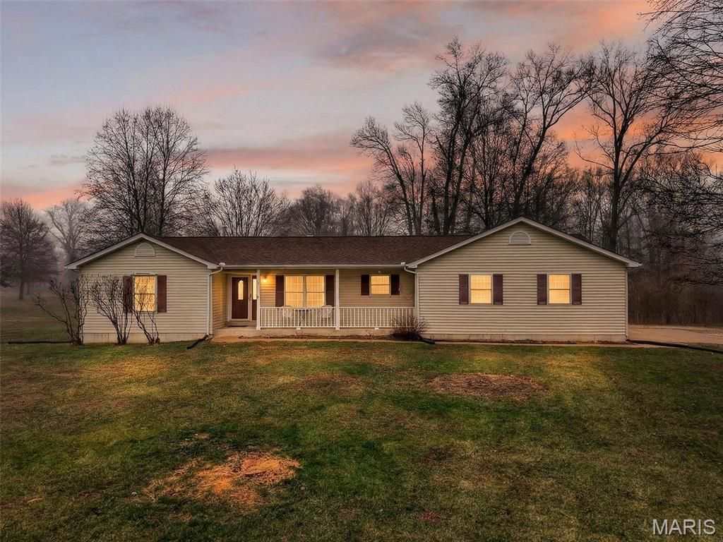 244 S Moore School Road, Troy, MO 63379