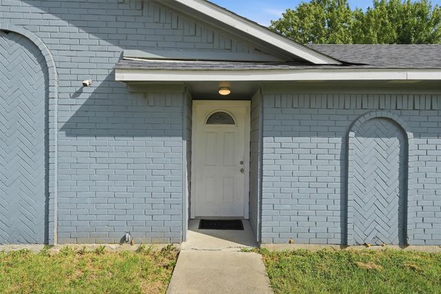17203 Sunshine Street, Houston, TX 77049